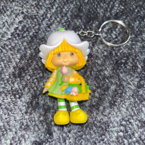 Strawberry Shortcake Mint Tulip Keychain - Picture 3 of 5